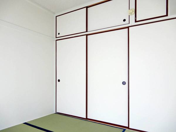 ビレッジハウス高屋1号棟の収納|ビレッジハウスの同一物件・同一タイプの間取りの写真です