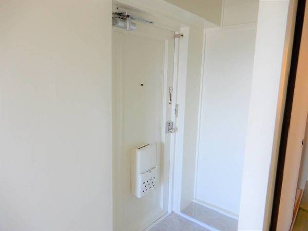 ビレッジハウス高屋1号棟の玄関|ビレッジハウスの同一物件・同一タイプの間取りの写真です