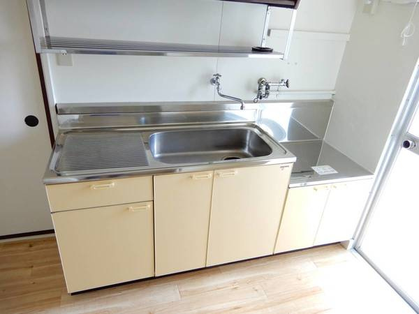 ビレッジハウス高屋1号棟のキッチン|ビレッジハウスの同一物件・同一タイプの間取りの写真です