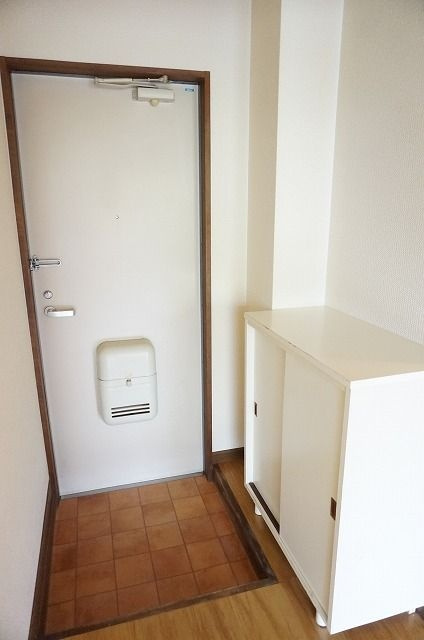 パークハイツみどりが丘の玄関