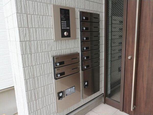 GRANDTIC金山のエントランス