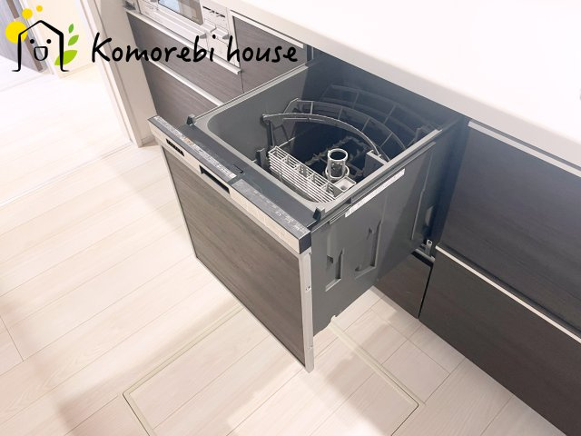 上尾市上平中央2丁目　新築一戸建て　ブルーミングガーデン　01のキッチン|お料理しやすいキッチンです