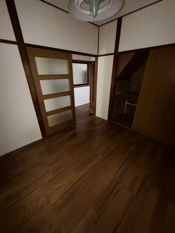 須磨区天神町貸家の居間・リビング
