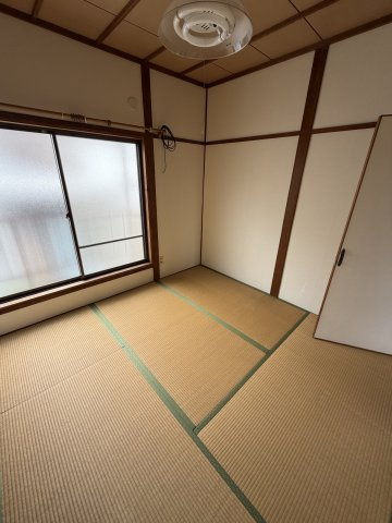 須磨区天神町貸家の和室
