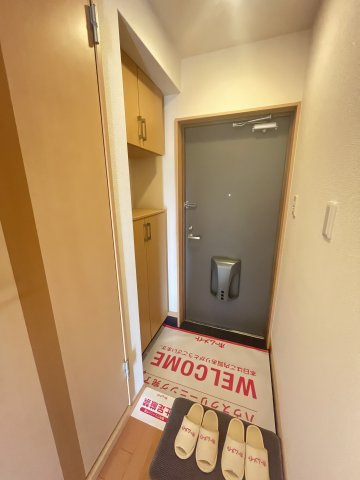 ファミール　ガーデンの玄関