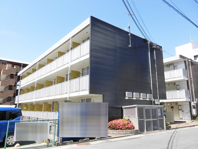 レオパレスｃｒａｎｅⅠの外観