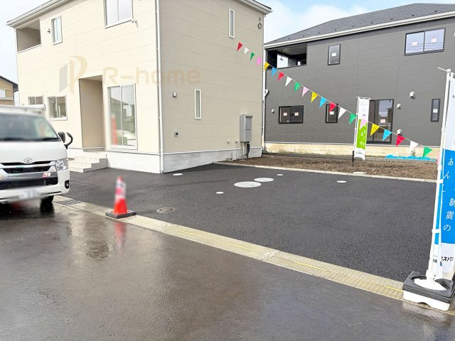 東茨城郡茨城町前田第6　新築戸建て　2号棟の駐車場|カースペースは2台お停めいただけます♪