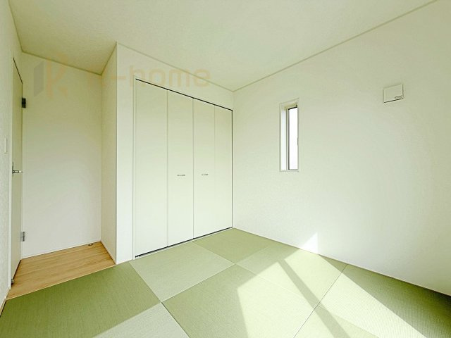 東茨城郡茨城町前田第6　新築戸建て　2号棟の和室|フローリングより衝撃が少ない和室は、ご両親のお部屋やキッズスペース、客間としても活用頂けます。
