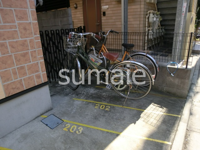 パインヒル西小岩のその他共用部分|敷地内駐輪場あります。