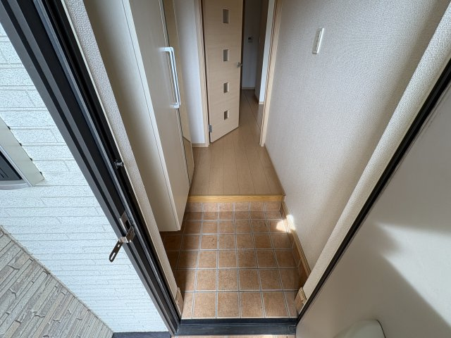 ソレイユ広野の玄関