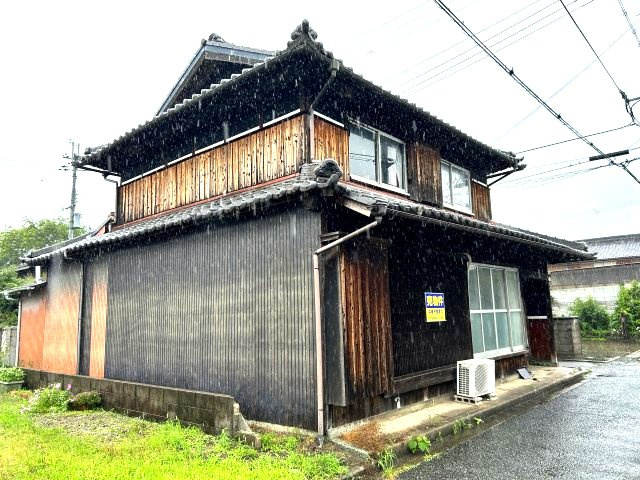 加古川市上荘町国包　戸建の外観