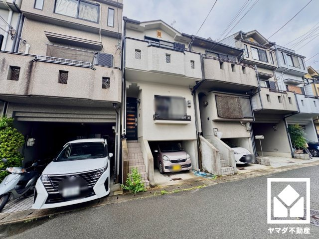 伏見区久我石原町の外観