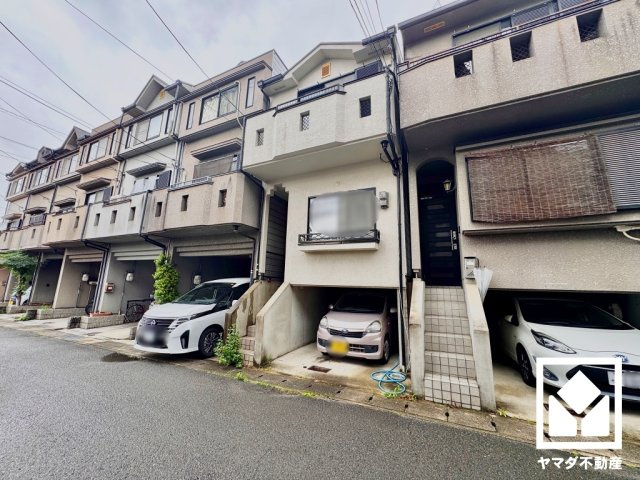 伏見区久我石原町の外観