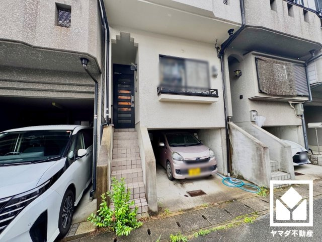 伏見区久我石原町の玄関