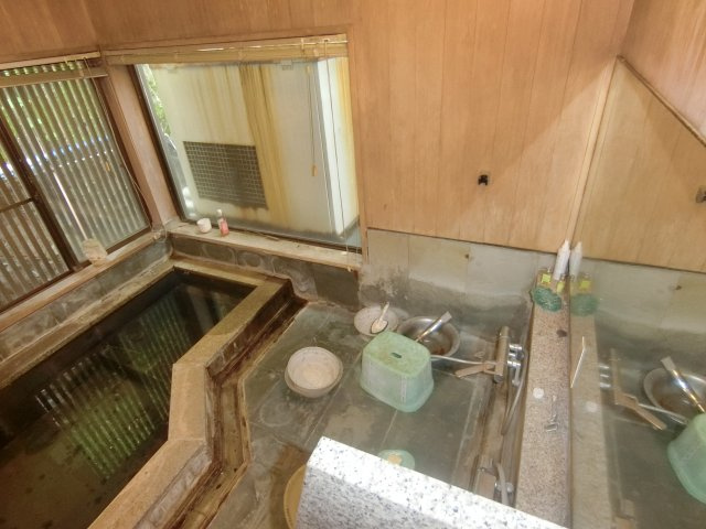 【浴室】 | 湯河原《理想郷》戸建住宅 | ※2024年1月撮影
