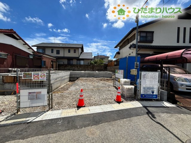 深谷市見晴町　第1　新築一戸建て　リーブルガーデン　01の駐車場