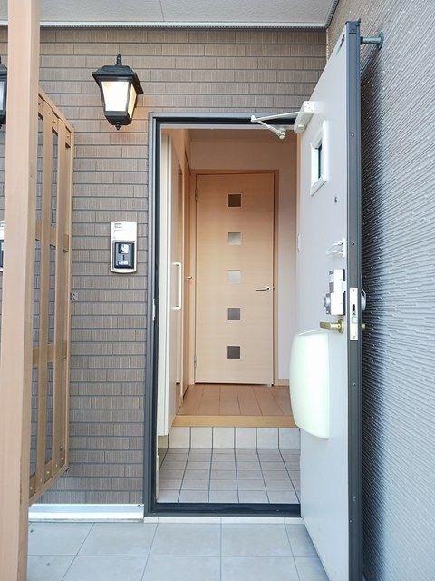 ヴァーサＢの玄関