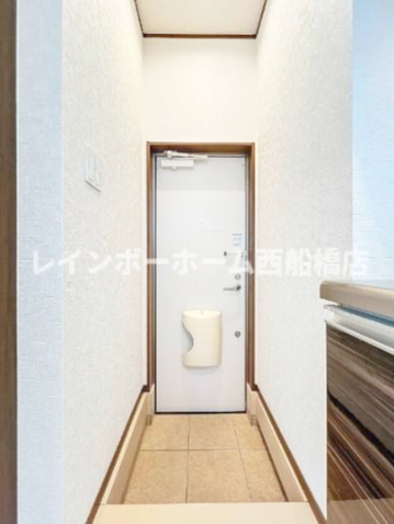 サンライト行徳の玄関