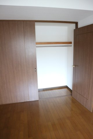 【収納】 | 盛大パレス | たっぷりとした収納スペースです