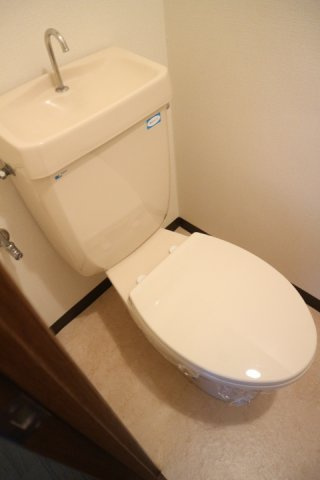 【トイレ】 | 盛大パレス | ゆったりとした空間のトイレです