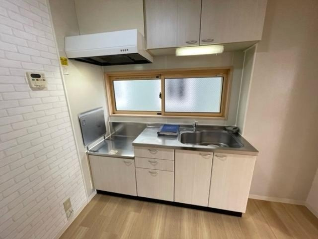 リビングタウン向中野Bのキッチン