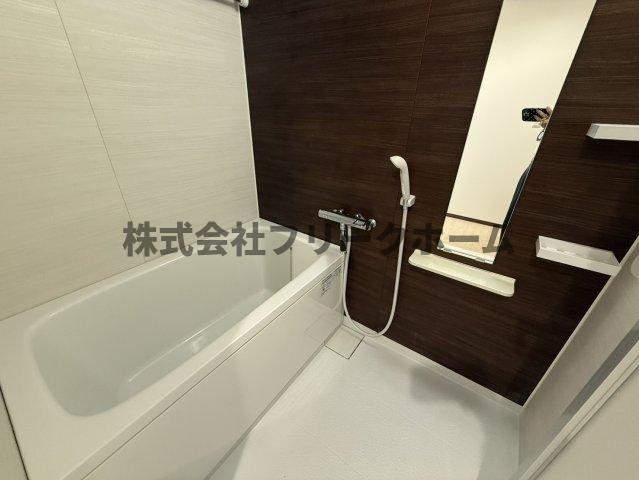 武蔵野市吉祥寺本町３丁目の賃貸マンションの浴室