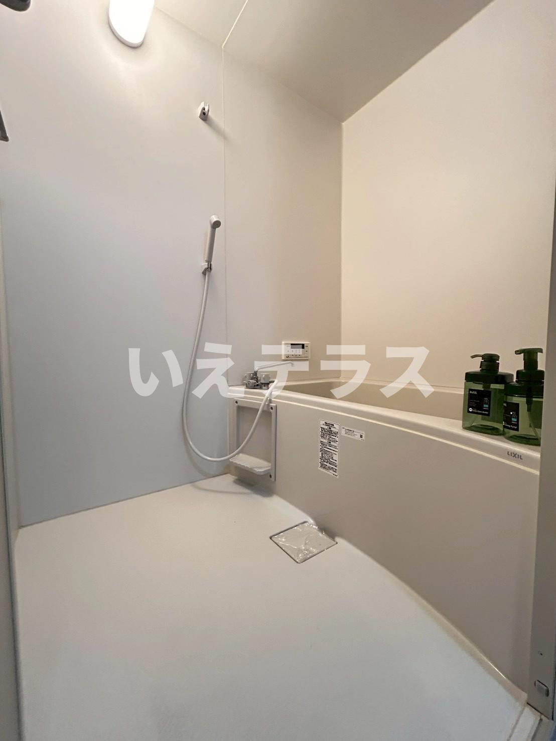 鶯橋マンションの浴室