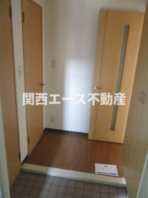 【玄関】 | グランシャリオ（香里園）