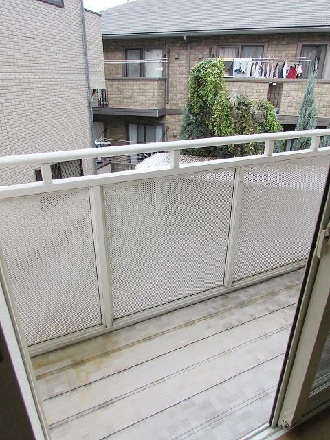アダージョ美野島Ｂのバルコニー
