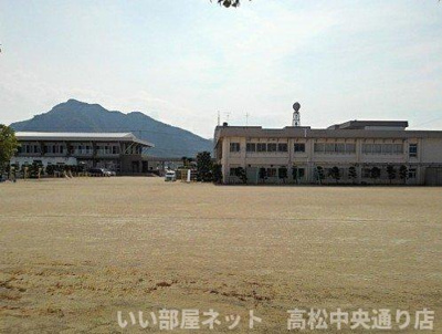 【周辺】 | コーポフォレストＡ | 多度津町立四箇小学校まで450m