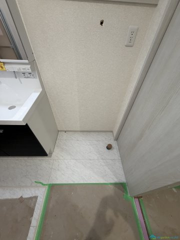 秦野市入船町　新築戸建　全3棟2号棟のランドリースペース