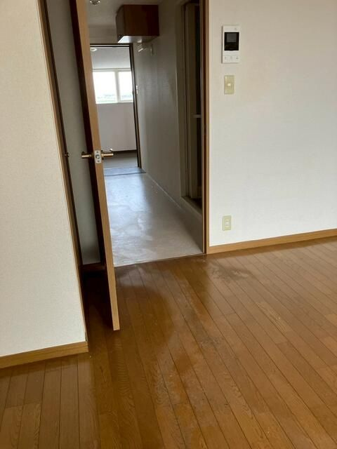 マリンガーデン妙典の玄関