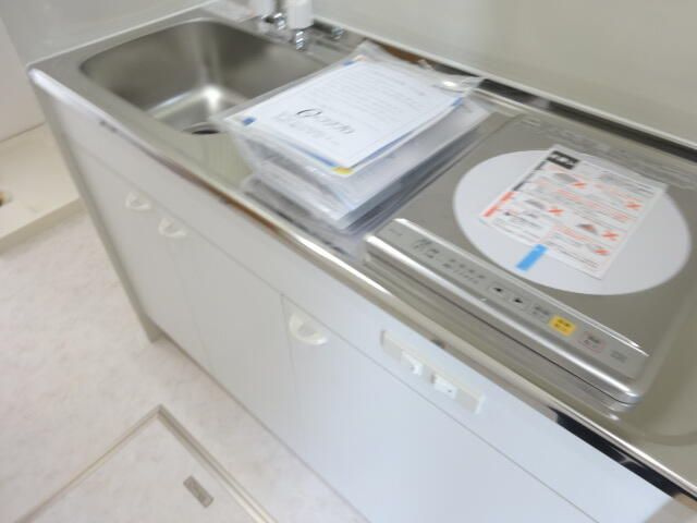 横浜市磯子区杉田３丁目のアパートのキッチン