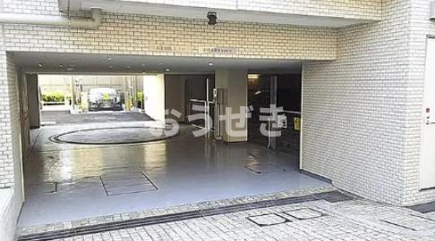 ザ・パークハウス横浜伊勢町のエントランス