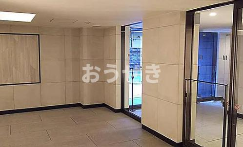 ザ・パークハウス横浜伊勢町のロビー
