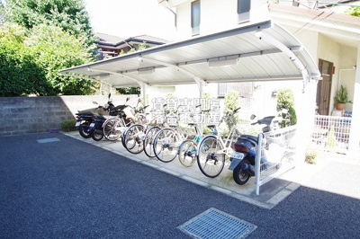 【その他共用部分】 | セイクリッド | 敷地内駐輪場完備