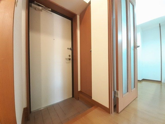オ－レオ－ルの玄関