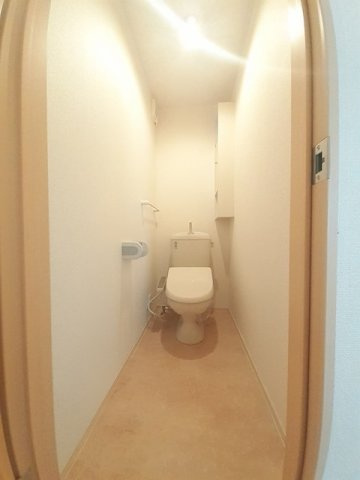 【トイレ】 | コート　デ　マグノリアⅢ | 清潔感のあるトイレです