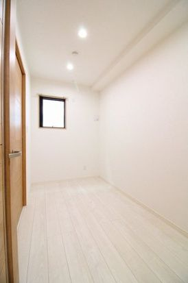 THE　NOBLES　花畑駅前の内装