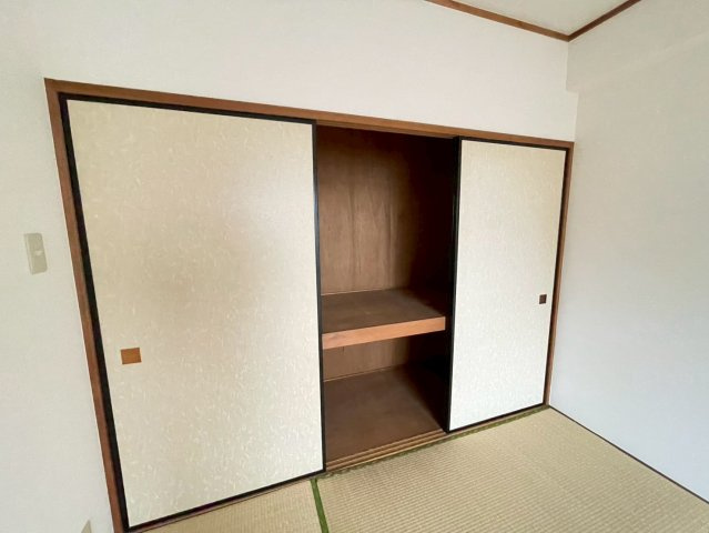 【和室】 | グランレジデンス入間 | 退去前のため、別部屋のお写真です。