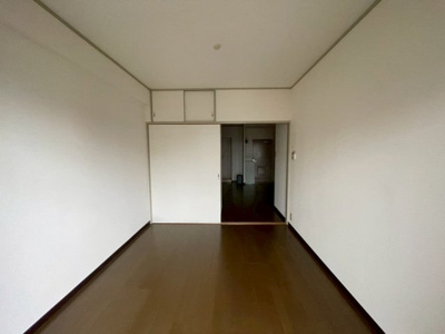 【居間・リビング】 | グランレジデンス入間 | 退去前のため、別部屋のお写真です。