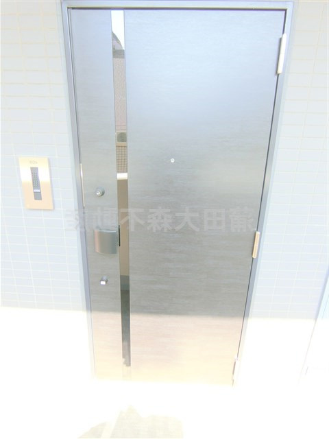 アークマーク蒲田アジールコートの玄関