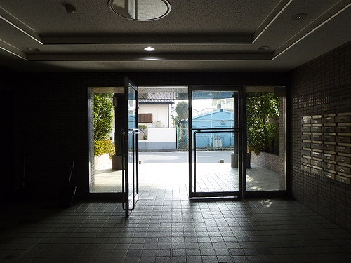 ライオンズガーデン東浦和のその他|1階共有通路