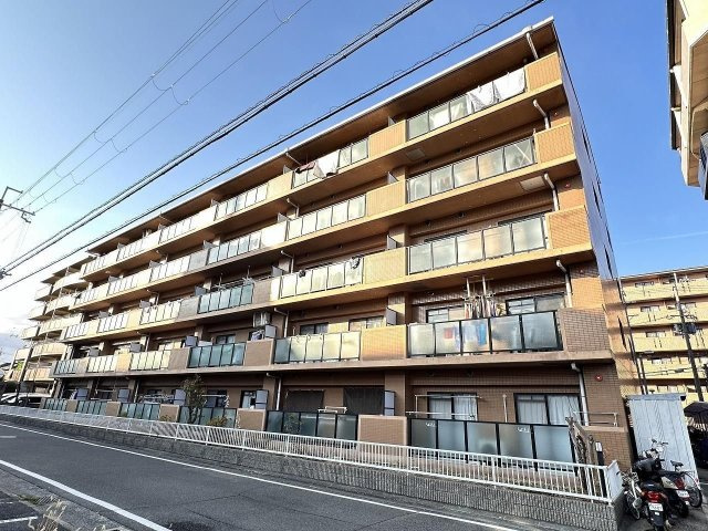 若園11番館の外観