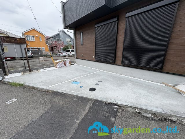 茅ヶ崎市東海岸南6丁目　新築戸建　全３棟３号棟の駐車場|駐車スペースはもう一台分あります