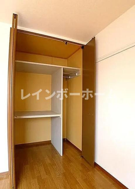 クレセントハウスⅠ　【仲介手数料：50％OFF】対象物件！の収納|大きなものも収納できそうです
