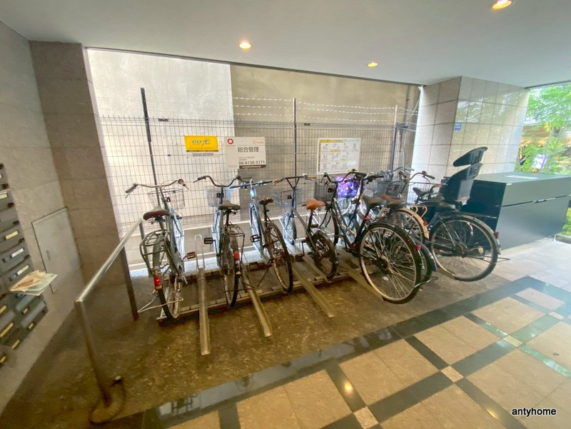 オレンジコート西心斎橋の駐車場