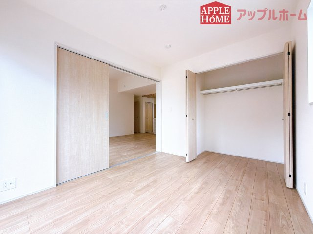 [新築住宅] 行田市谷郷 全1棟の洋室|居室は全室収納あり！たっぷりある収納活用でお部屋もキレイを保てます♪
