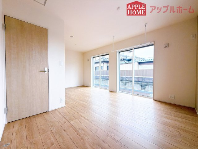 [新築住宅] 行田市谷郷 全1棟の洋室|居室は全室収納あり！たっぷりある収納活用でお部屋もキレイを保てます♪
