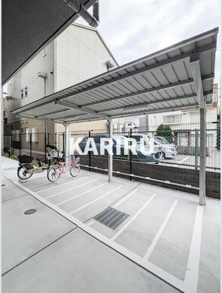 Alivis野田阪神の駐車場